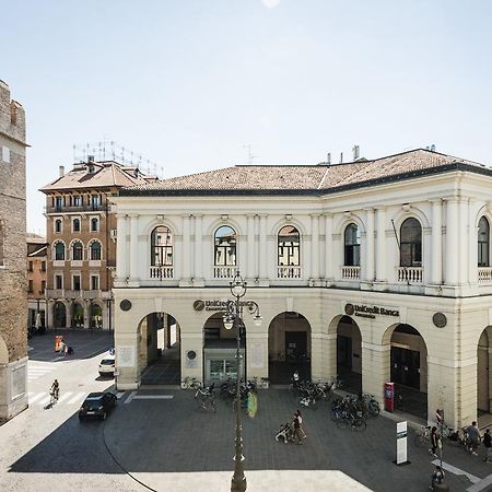 Myplace Piazza Dei Signori Apartments Treviso Exterior foto