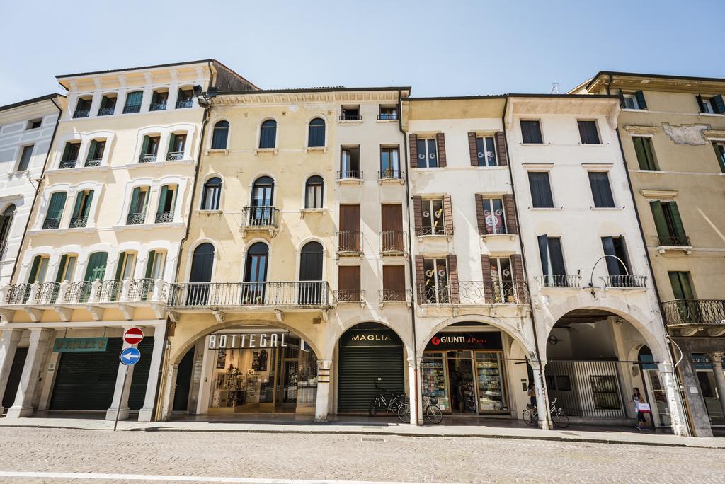 Myplace Piazza Dei Signori Apartments Treviso Exterior foto